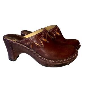 Frye Leather Charlotte Slip On Clogs Mules Size 5.5